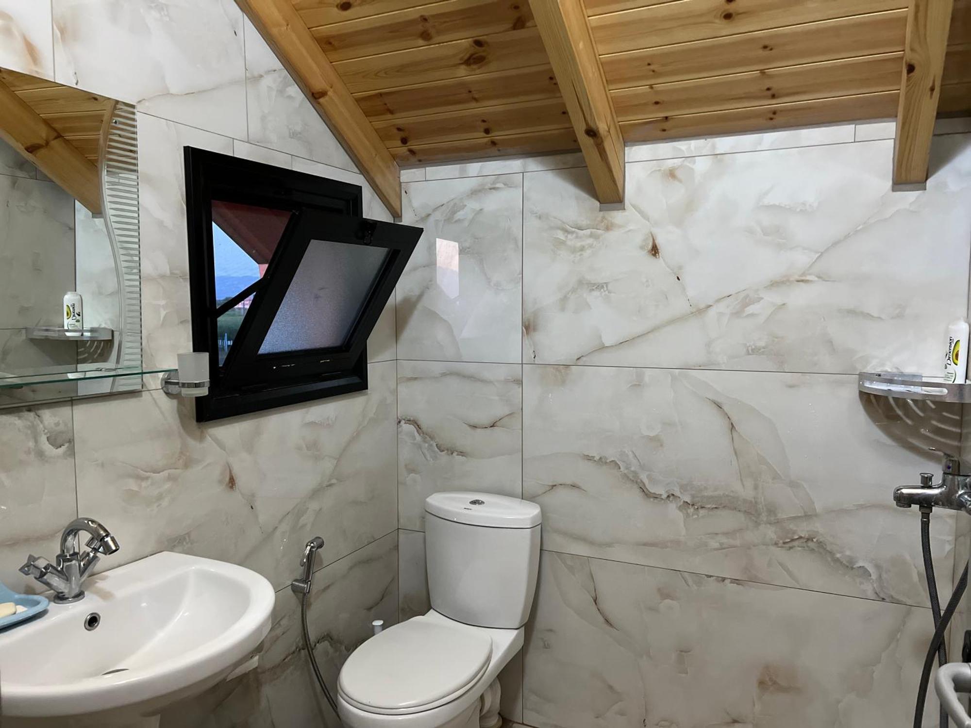Beni Rooms Tale Lezhë Eksteriør bilde