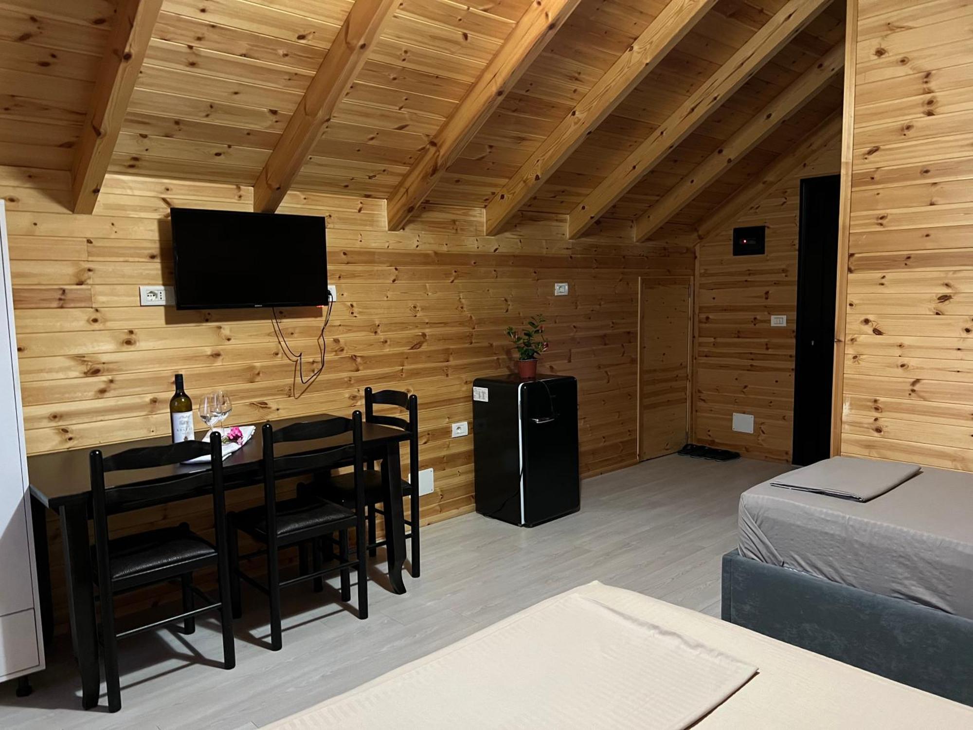 Beni Rooms Tale Lezhë Eksteriør bilde